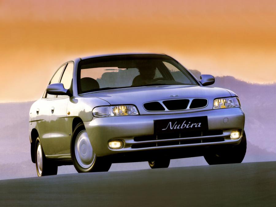 Daewoo Nubira Sedan '1997